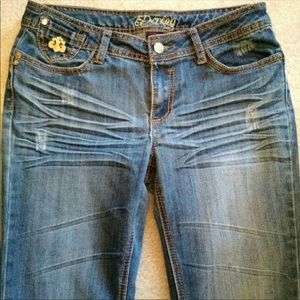 Dereon woman jeans